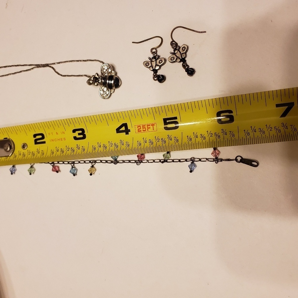 πΏππ Necklace, earrings, & bracelet set - Picture 4 of 6